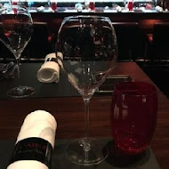 L'ATELIER de Joel Robuchon 侯布雄法式餐廳