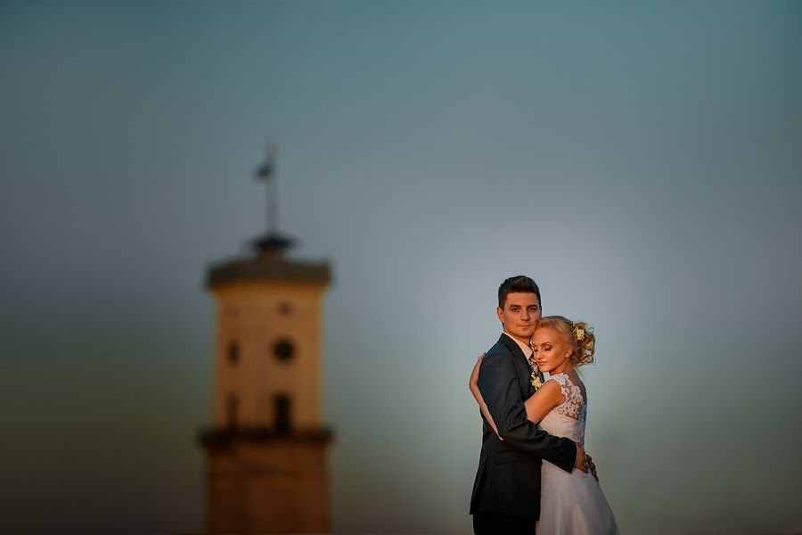 Fotógrafo de casamento Rostyslav Kostenko (rossko). Foto de 1 de novembro 2015