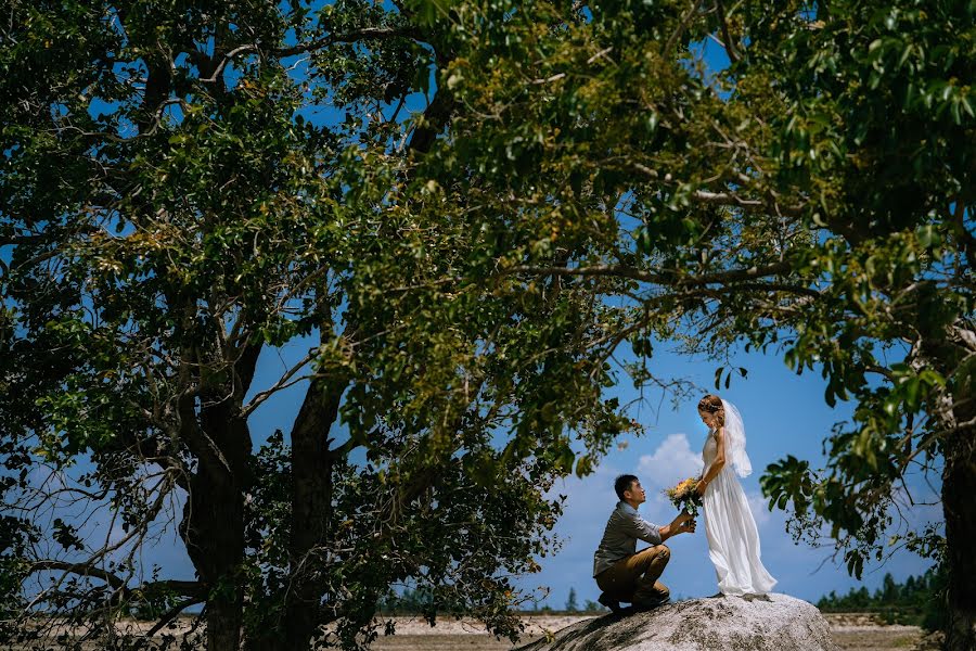 Wedding photographer Minh Nguyen (minhnguyen0405). Photo of 19 January 2020