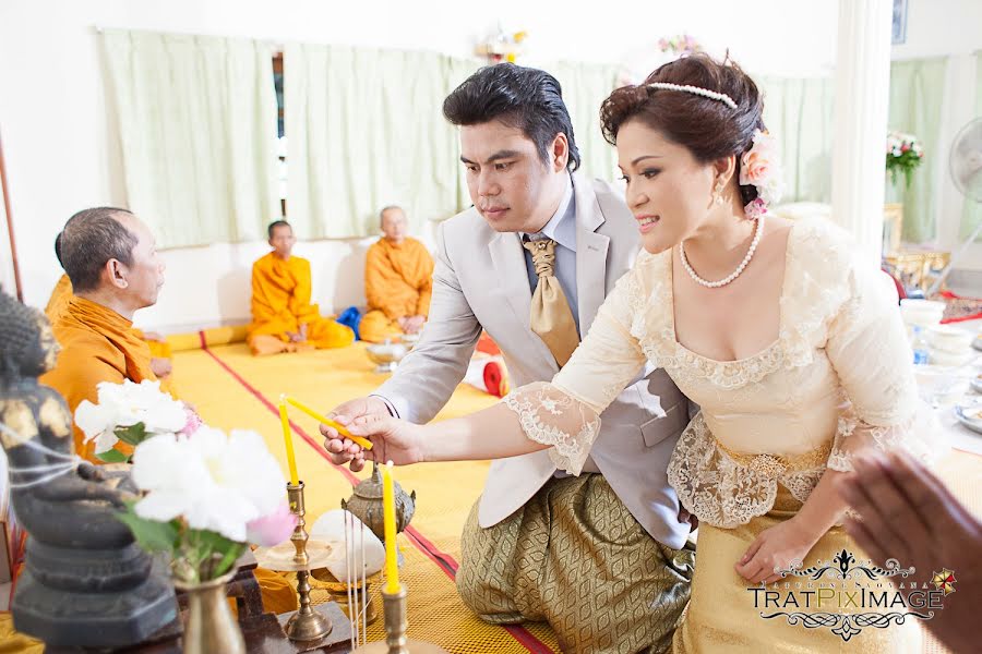 婚禮攝影師Phusit Wirutthanatporn（wirutthanatporn）。2020 9月7日的照片