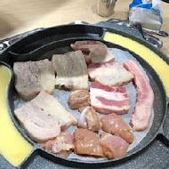 啾哇嘿喲 韓式烤肉專門店(台北店)