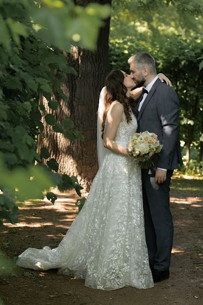 Wedding photographer Oksana Melente (melente). Photo of 14 July 2022