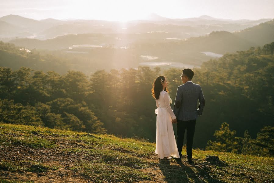 Fotógrafo de casamento Long Le Canh (canhlong7). Foto de 11 de novembro 2019