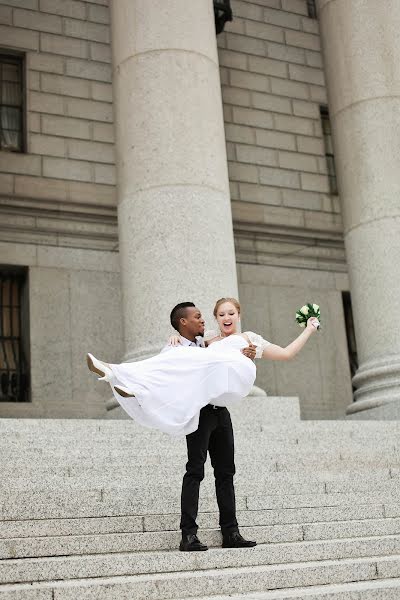 Fotografo di matrimoni Tatyana Katkova (tanushakatkova). Foto del 30 novembre 2015