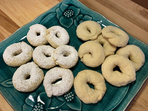 White Wine Cookies 