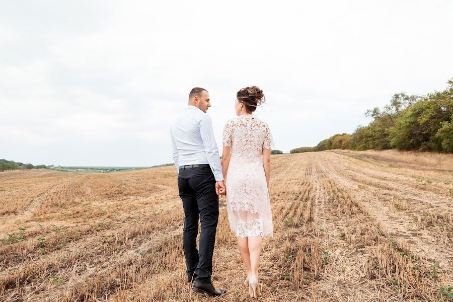 Wedding photographer Viktoriya Bestuzheva (bestuzheva). Photo of 6 August 2020