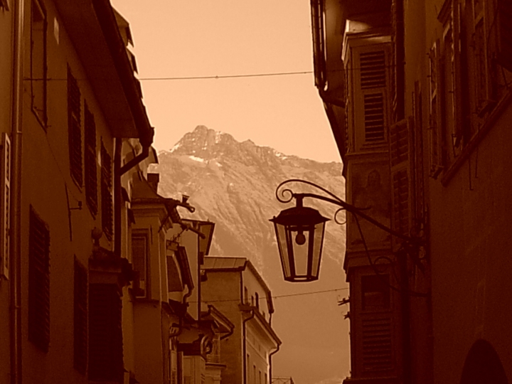 Merano old city di montaingas