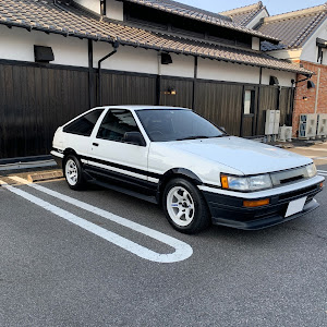 カローラレビン AE86