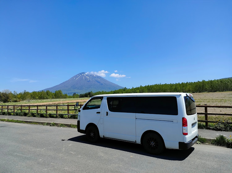 ハイエースバンの山と愛車に関するカスタム事例の投稿画像1枚目