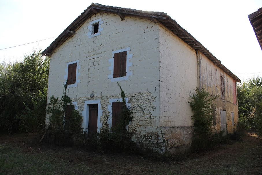 Vente ferme 6 pièces 250 m² à Saint-Cricq-Chalosse (40700), 150 000 €