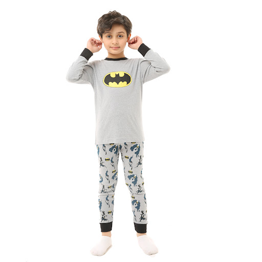 Title 5, Long sleeve pajamas with a round neck for ultim...