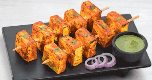 Smoky Paneer Tikka [10 Pcs]