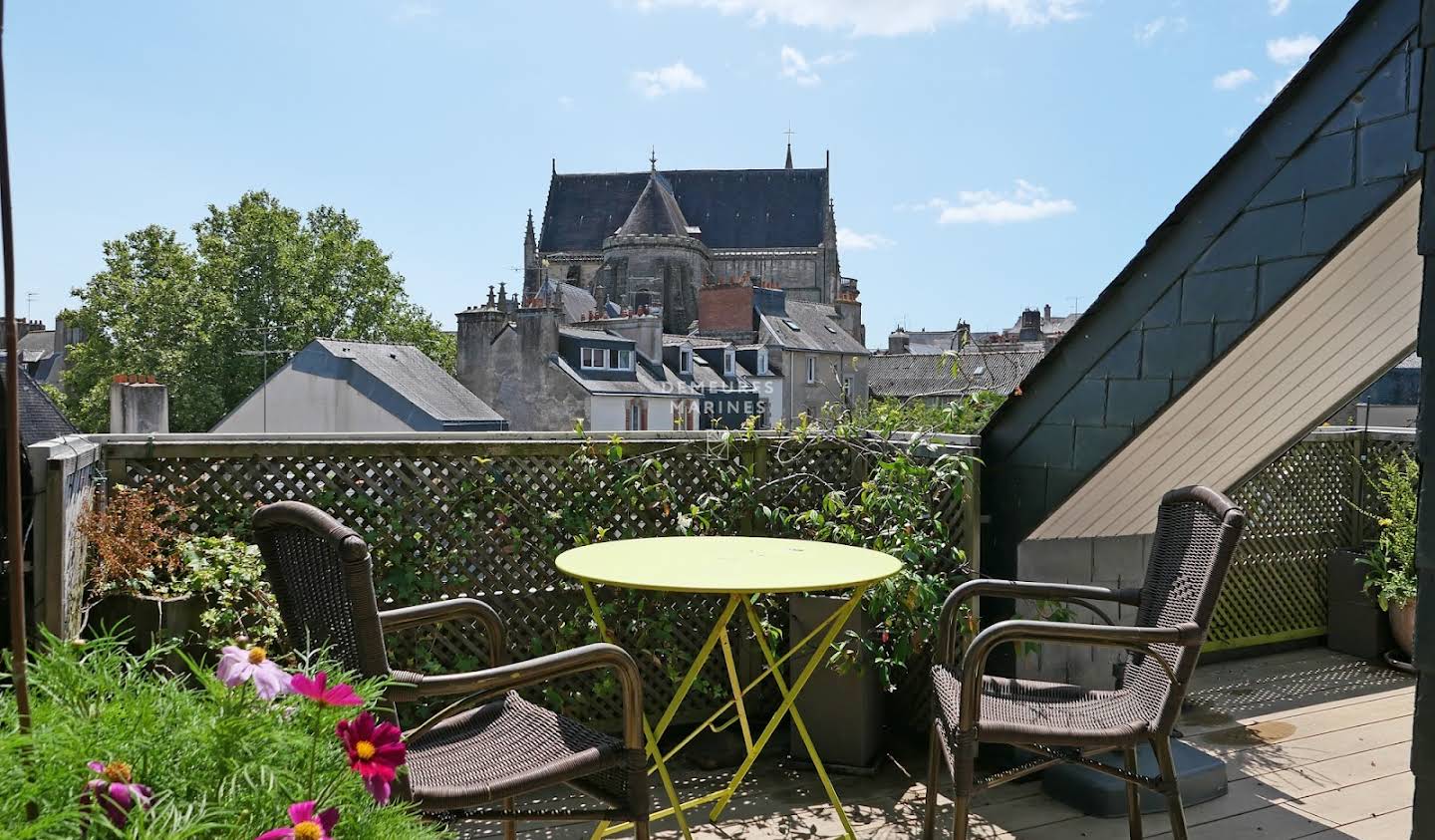 Apartment with terrace Vannes