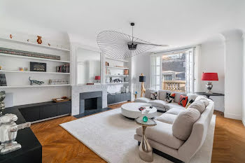 duplex à Paris 8ème (75)