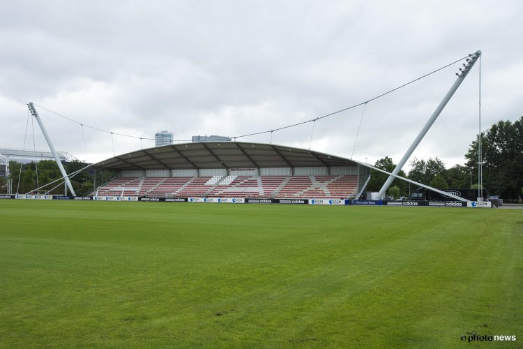 En toen liep er vanmorgen een overvaller rond bij Ajax...