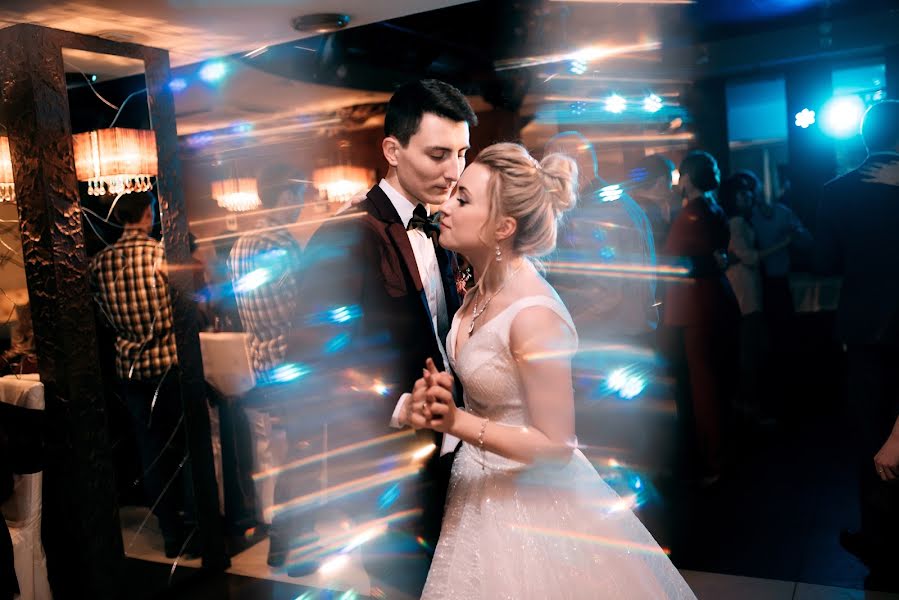 Wedding photographer Valeriy Tikhov (valerytikhov). Photo of 17 April 2019