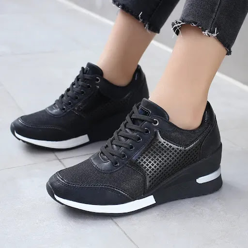 Title 17, Womens Casual Wedge Heel Mesh Front Lace Up Fl...