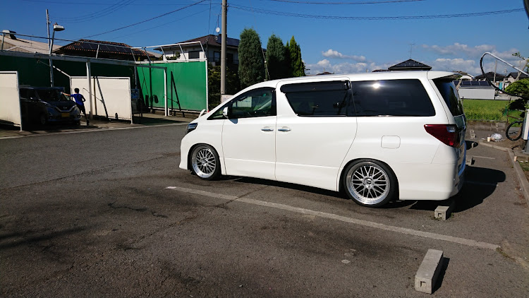 アルファードの洗車・workwheelsに関するカスタム事例の投稿画像1枚目