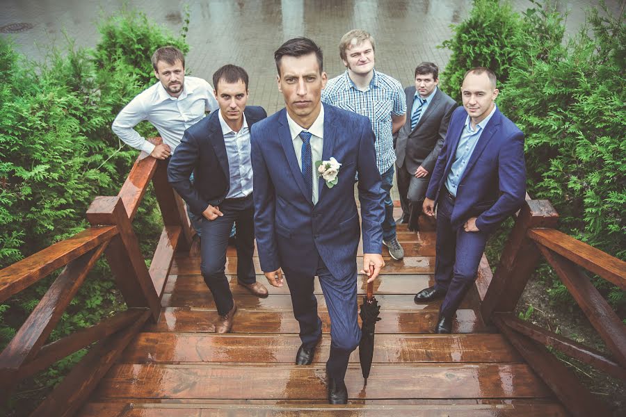 Fotógrafo de casamento Aleksandr Davudov (davudov). Foto de 31 de agosto 2016