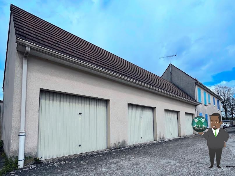 Vente parking  16 m² à La Chapelle-en-Serval (60520), 18 000 €