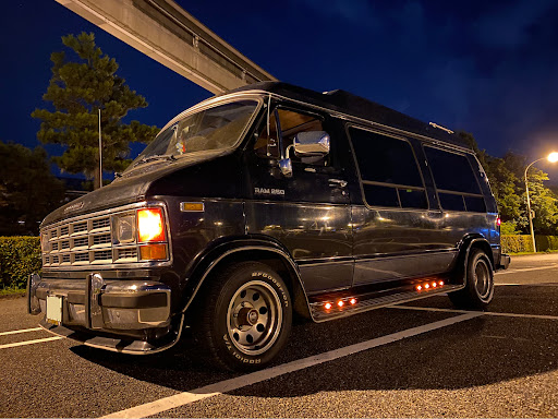 ラム バン のエアコンレス仕様 故障 アメ車 ラムバン イベント参加 ディズニーに関するカスタム メンテナンスの投稿画像 車 のカスタム情報はcartune