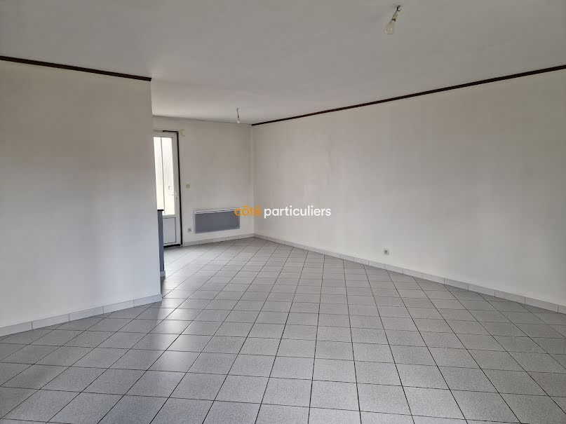 Location  appartement 3 pièces 62 m² à Villemandeur (45700), 580 €