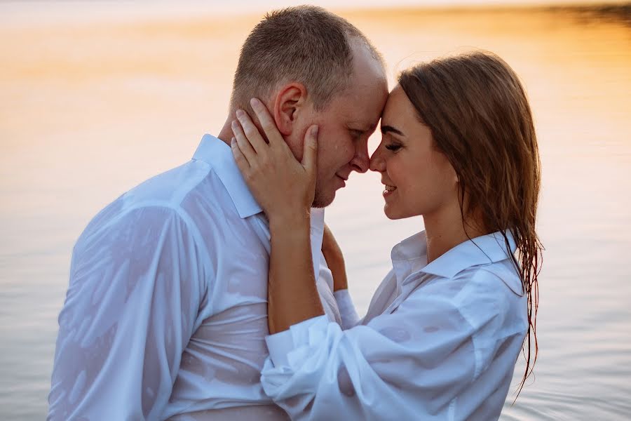 Wedding photographer Aleksey Tokarev (fotokum). Photo of 14 January 2020