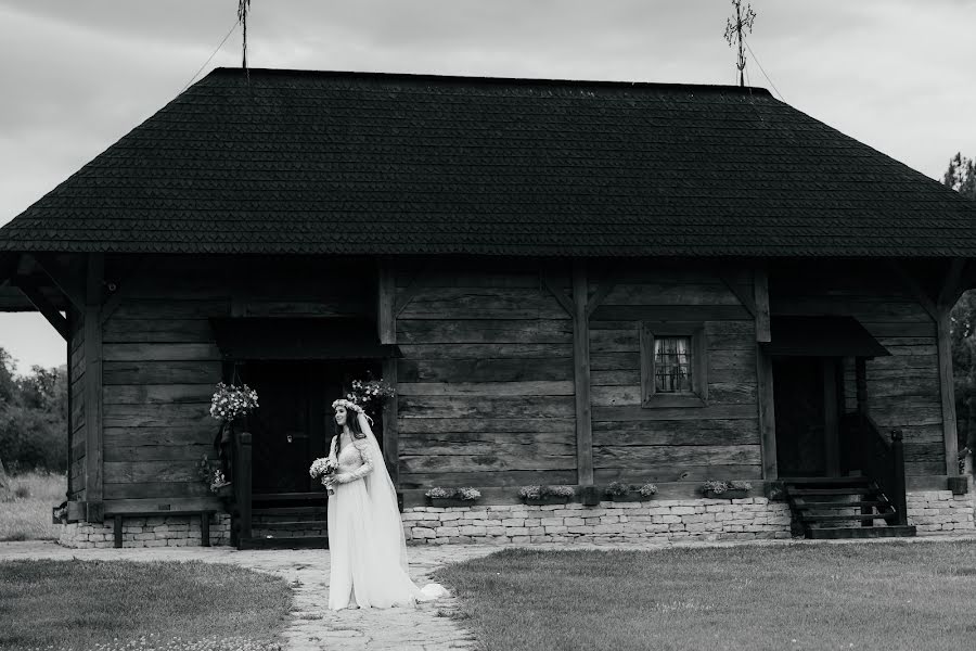 Fotografer pernikahan Nikolae Grati (gnicolae). Foto tanggal 25 Juni 2023