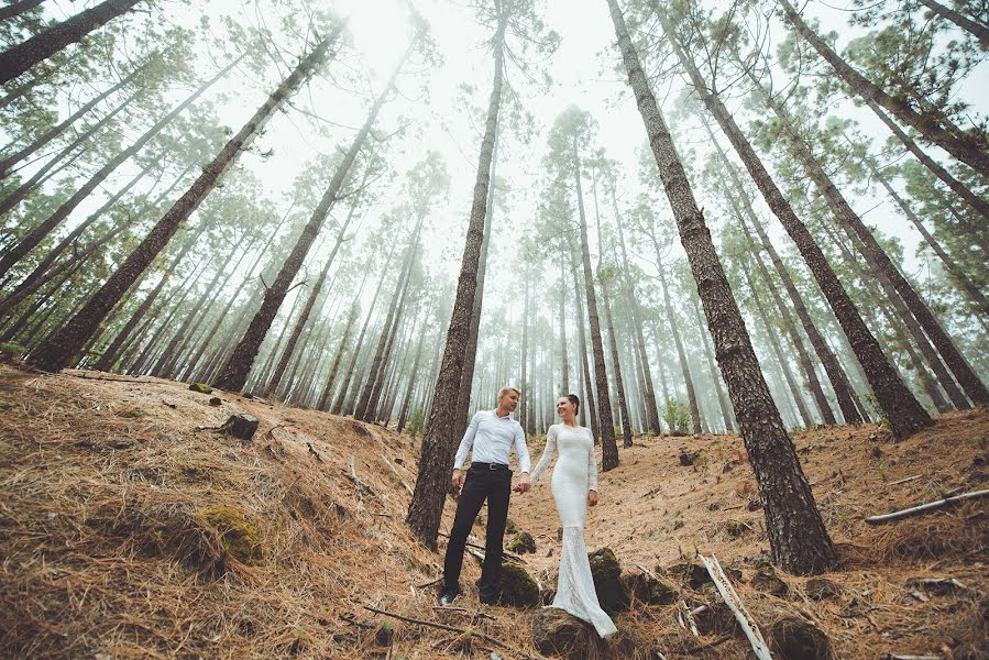 Fotograf ślubny Lyudmila Bordonos (tenerifefoto). Zdjęcie z 2 sierpnia 2015