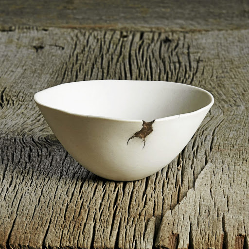 Wabi-sabi is a design aesthetic that's in love with asymmetry.