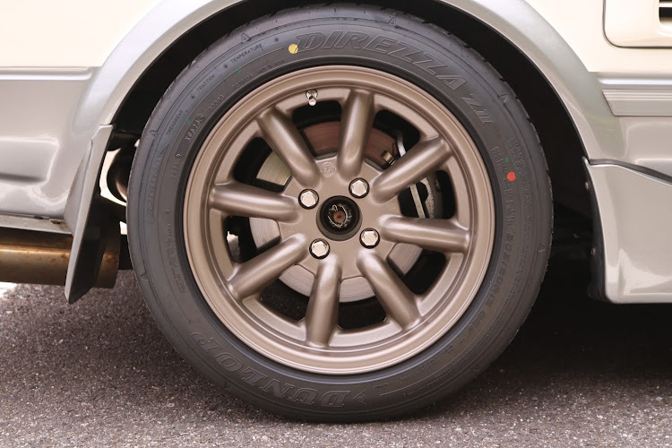 MR2のみんなでつくろうホイール図鑑に関するカスタム事例の投稿画像2枚目