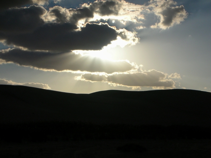 Ombre nel deserto di Arijel