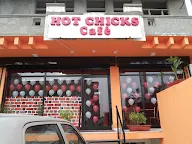 Hot Chicks Cafe photo 2