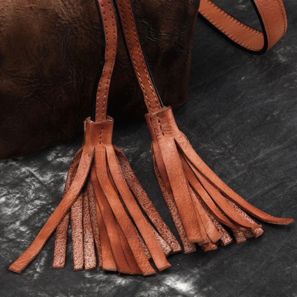 Nouveau Sac Rétro Femme Petit Sac Sac à Bandoulière Sac Messenger. Un sac élégant et pratique pour transporter vos essentiels avec style et confort.