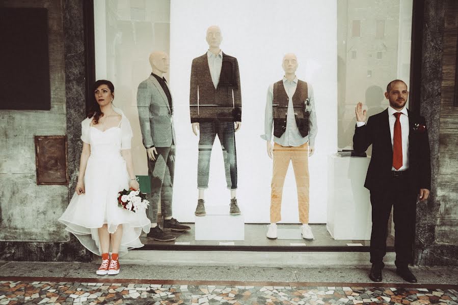 Wedding photographer Massimo Giocondo (fotofactoryfe). Photo of 10 May 2019