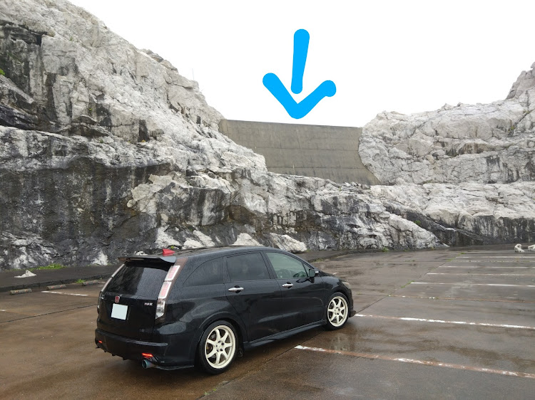 ストリームのcivilization・白崎海洋公園・低気圧直撃・みんなのセンターキャップが見たいに関するカスタム事例の投稿画像5枚目
