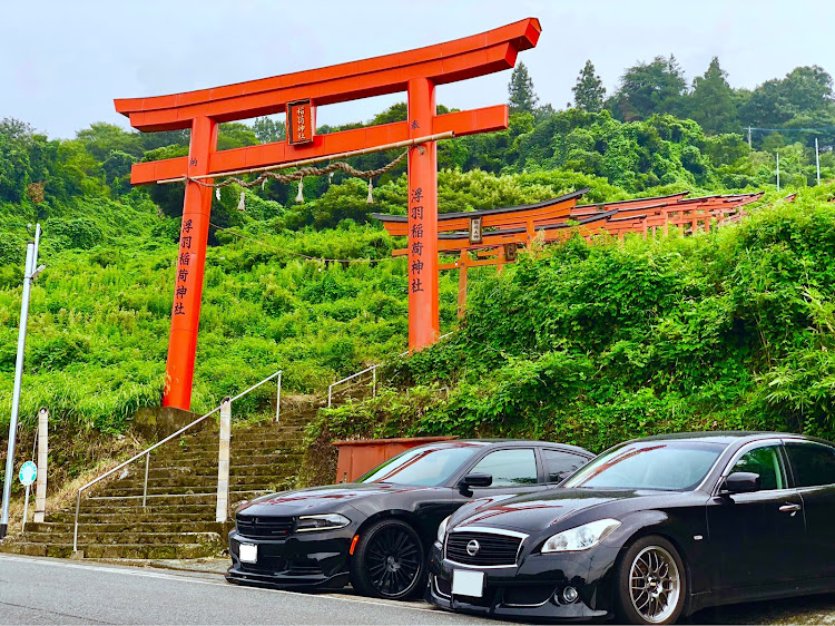 フーガのy51フーガ・ダッジチャージャー・福岡・コラボに関するカスタム事例の投稿画像1枚目