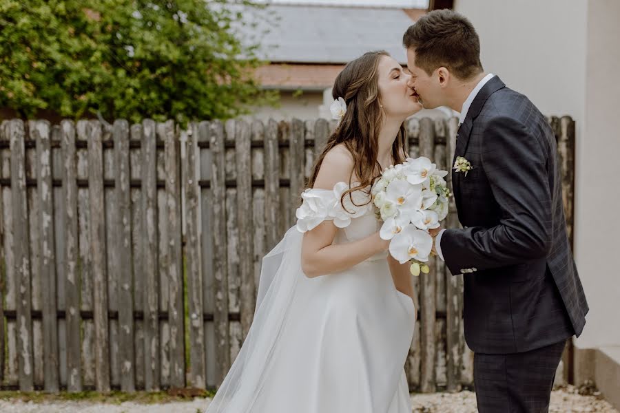 Fotografo di matrimoni Eszter Somogyi-Szűcs (esszfoto). Foto del 2 aprile