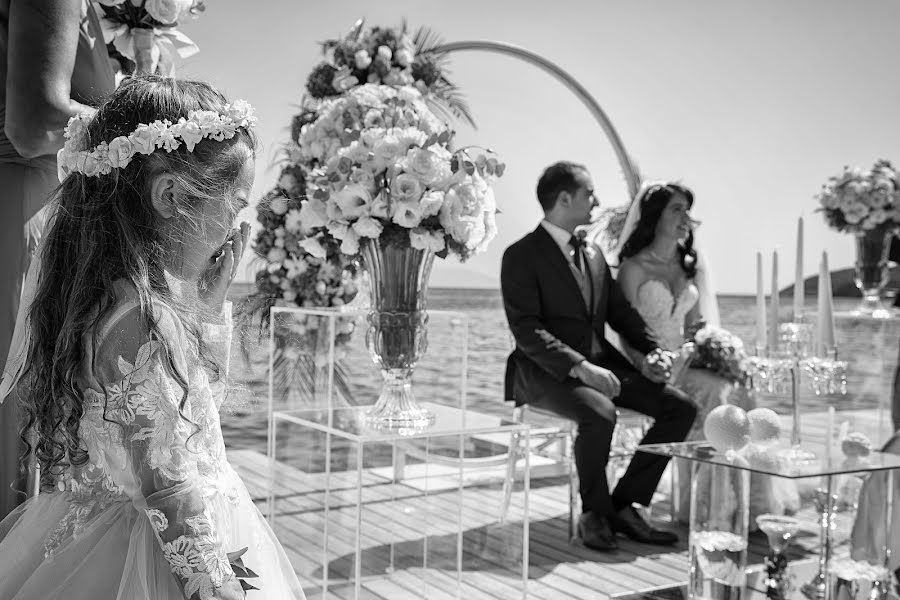 Fotógrafo de casamento Metin Otu (metotu). Foto de 28 de novembro 2019