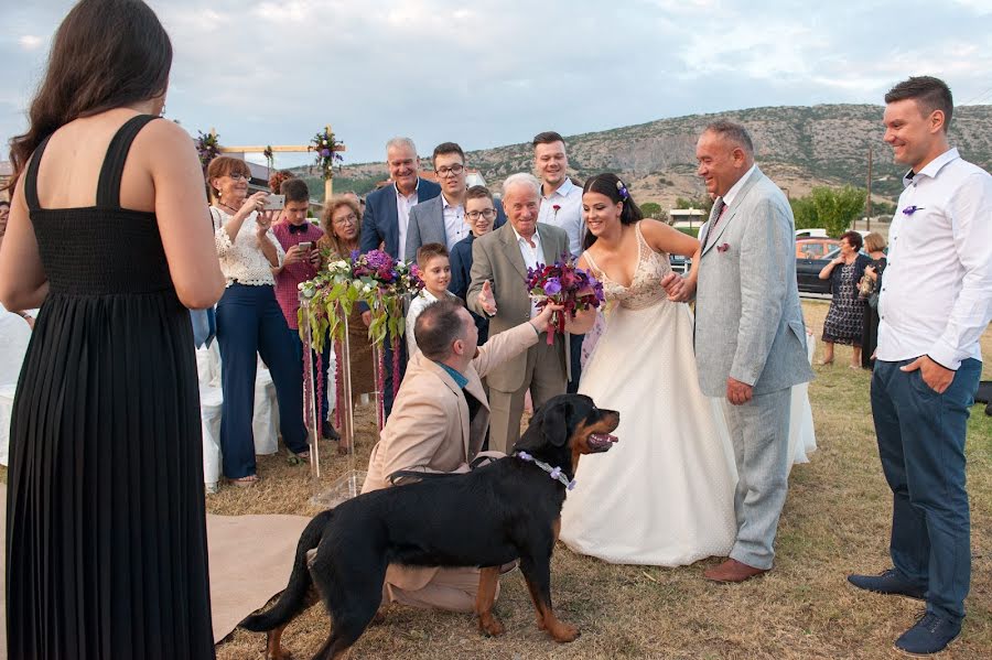 Wedding photographer Nikos Tsiokas (phototopos). Photo of 14 February 2019