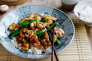 Hoisin Mushroom and Chicken Stir-Fry Recipe