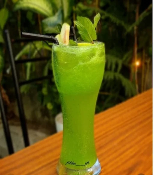 Green Apple Mojito