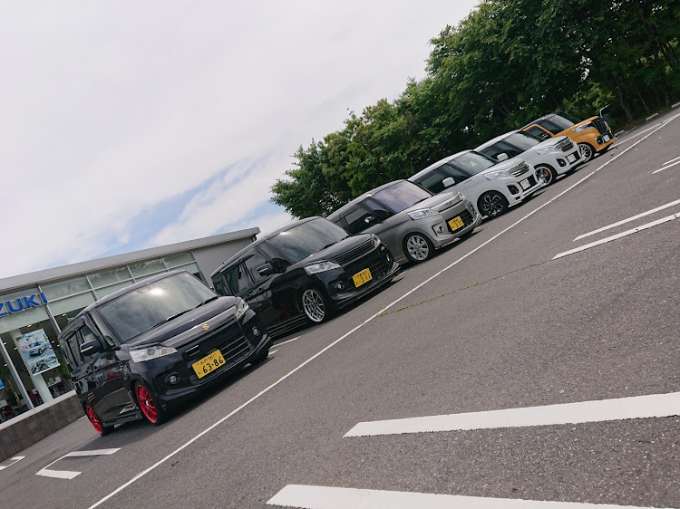 スペーシアカスタムの5月12日(日)スペーシア&フレアーワゴン限定オフ会・イオンモールつくば・SUZUKI ディーラー前の駐車場に関するカスタム事例の投稿画像2枚目