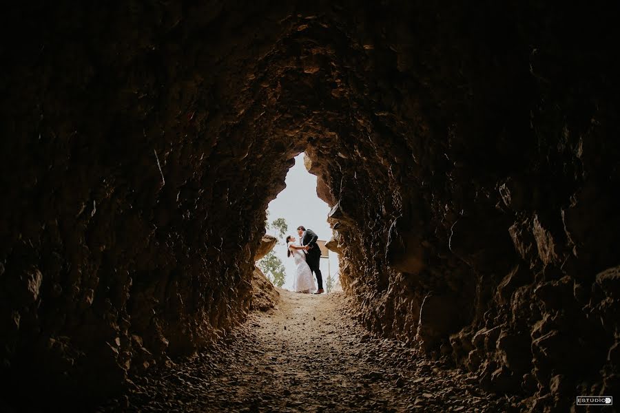 Wedding photographer Daniel Meneses Davalos (estudiod). Photo of 7 November 2018