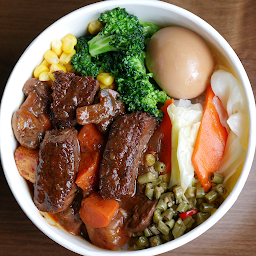 301.Red Wine Beef Stew Rice Bowl  紅酒牛肉飯