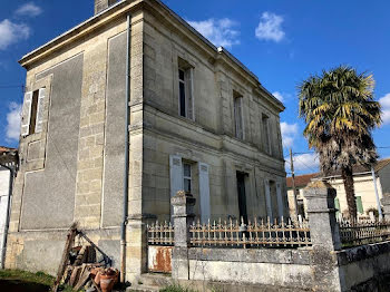 maison à Saint-Christoly-de-Blaye (33)