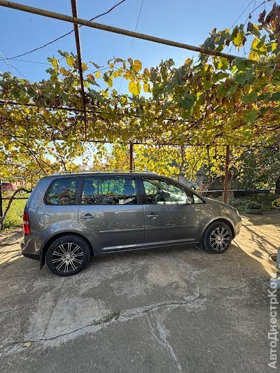 продам авто Volkswagen Touran Touran 1T фото 2
