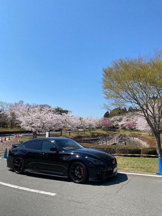 フーガのサクラコラボに関するカスタム事例の投稿画像8枚目