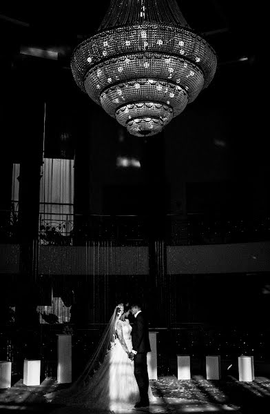 Fotografo di matrimoni Olga Cekhovaya (ponfi). Foto del 13 settembre 2016