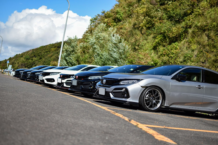 シビックタイプRのドライブ・いつもの角度・エンジョイホンダ・10月もよろしくお願いしますに関するカスタム事例の投稿画像1枚目